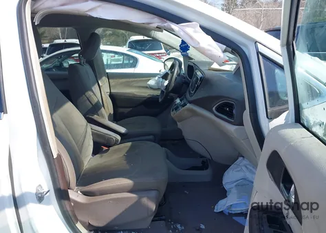 2020 Chrysler Voyager Lx z USA, uszkodzony, nr VIN 2C4RC1CG8LR279110